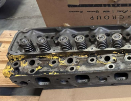 84135248 Cylinder head